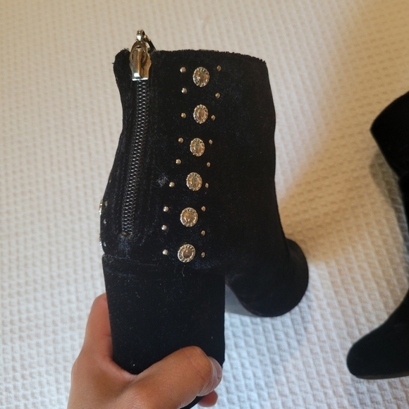 Guess Black Suede Ankle Booties - Picture 8 of 11